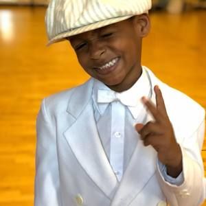 Meet your Posher, Ama